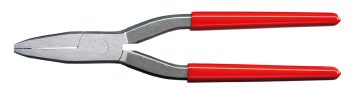 Flat-nosed pliers for sheet metal work D301