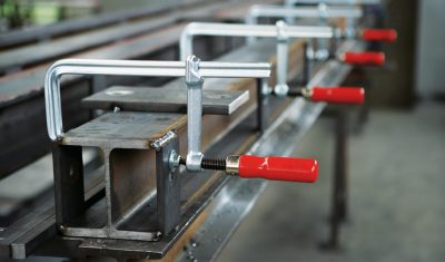 All-steel screw clamp with wooden handle classiX GS - Bilde 3